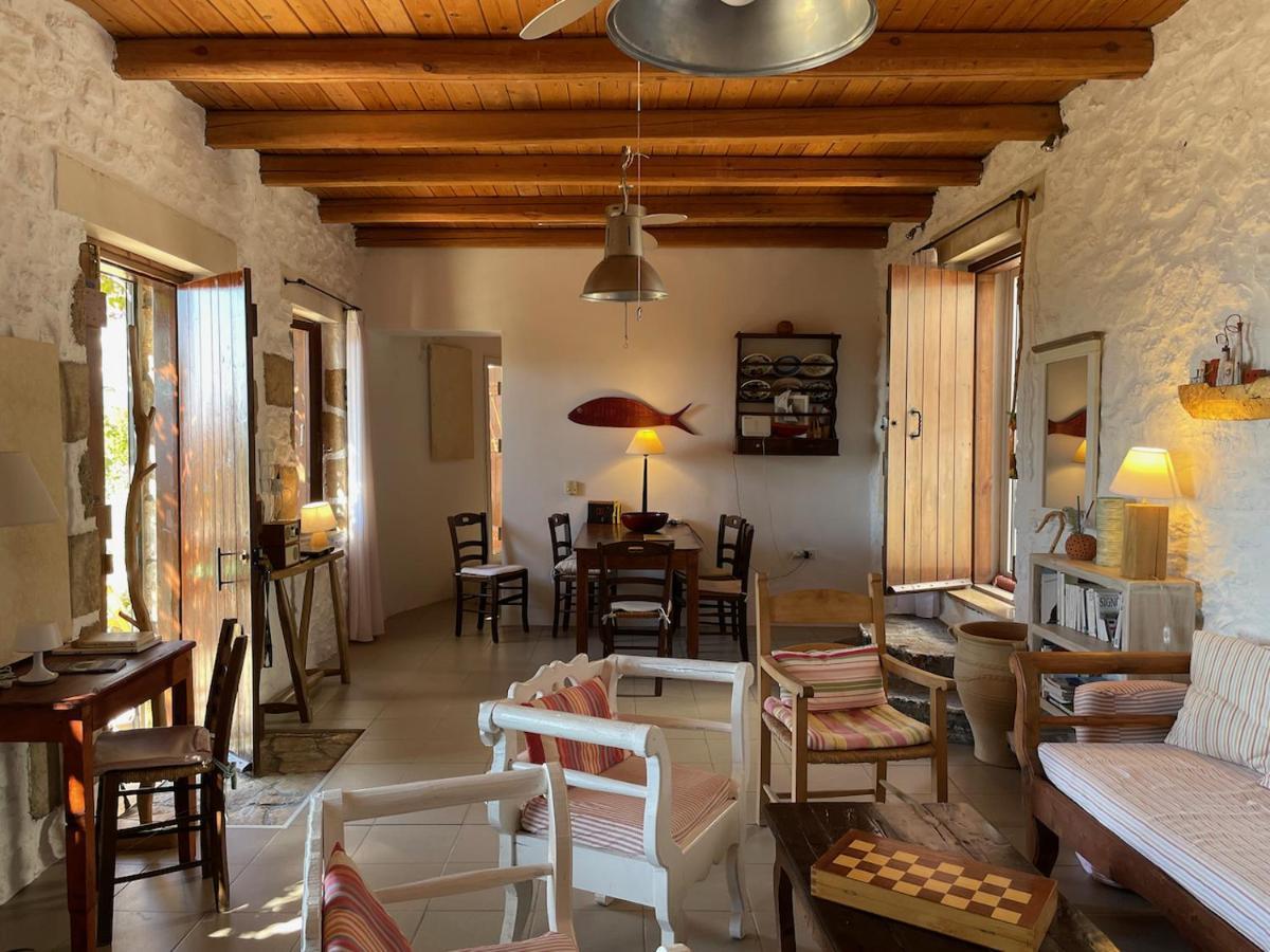 Villa La Familia Maison Traditionnelle Plakias Luaran gambar
